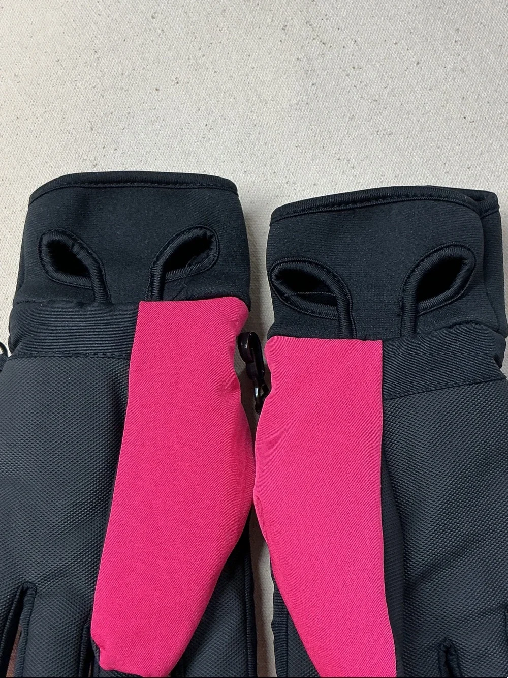 Swiss Tech Kids Pink and Black Insulated Winter.